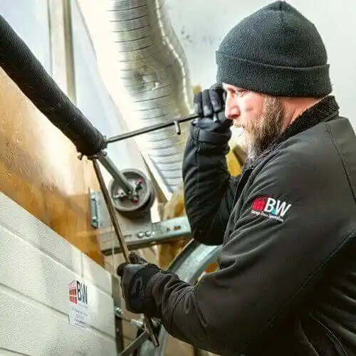 garage door service Forest Hill